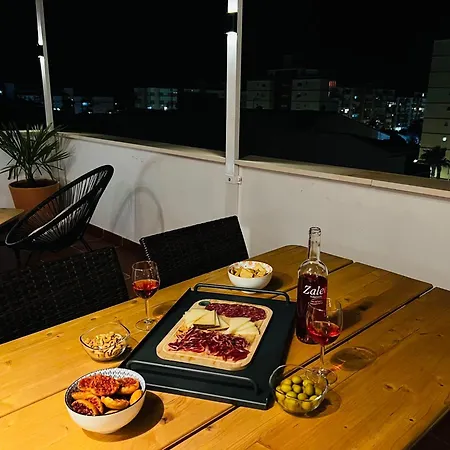 Duplex With Private Rooftop And Views Apartment
