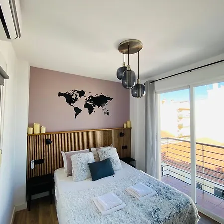 Duplex With Private Rooftop And Views