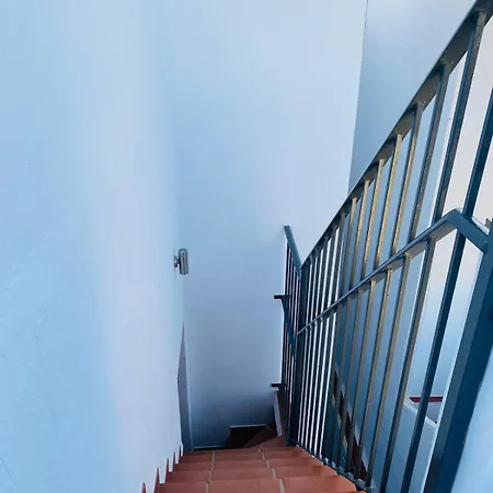 Duplex With Private Rooftop And Views *