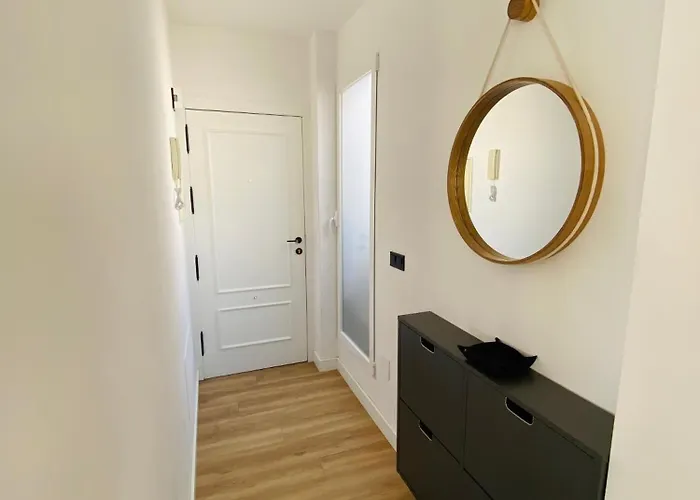 Duplex With Private Rooftop And Views *